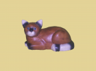 Statue de chat en bois, couché et attentif