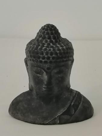 Buste de buddha en pierre